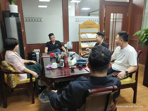 Tin tức công ty mới nhất về 12 năm hợp tác với các nhà phân phối Wenzhou, một hành trình mới