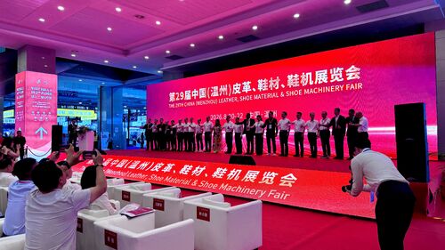 Blog công ty mới nhất về Triển lãm Quốc tế Da, Nguyên liệu Giày dép và Máy móc Giày dép Trung Quốc (Ôn Châu) lần thứ 29 Khai mạc trọng thể
