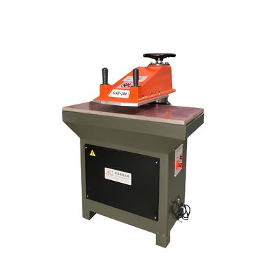 Stabile hydraulische Schwingarm-Druckschneidmaschine hohe Effizienz geringer Lärm