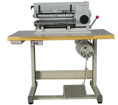 Automatische Lederbandschneidemaschine Vielseitig verstellbar hohe Produktivität
