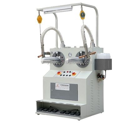 Schuhformmaschine Schuhformmaschine mit Dampfhydraulik