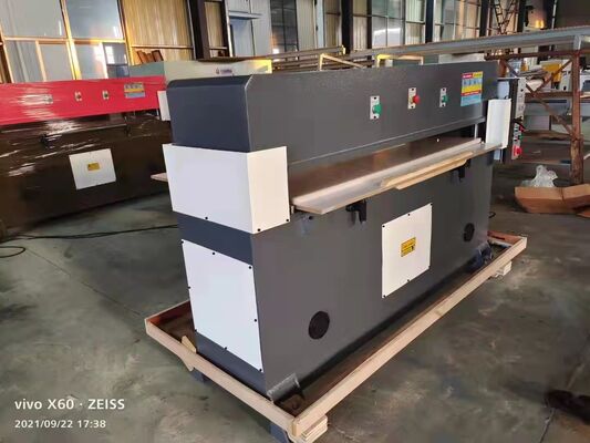 Giá tốt. Máy cắt khuôn thủy lực có đầu ép chậm tự động và điều chỉnh độ sâu chính xác cho vật liệu phi kim loại trực tuyến