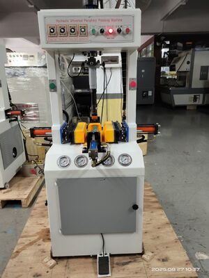 Goede prijs Hete Verkoop Platte Schoen Zool Automatische Universele Extrusie Hydraulische Sandaal Schoenen Zool Persmachine online