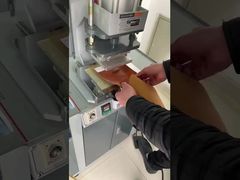 Mesin embossing kulit YT-822T